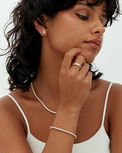 Lustra™ | 18K Gold Moissanite Tennis Bracelet