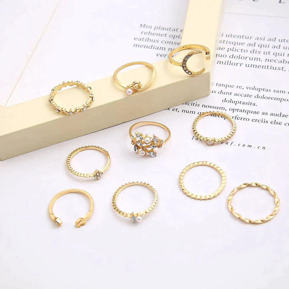 Croia™ | Butterfly Ring with Zirconia