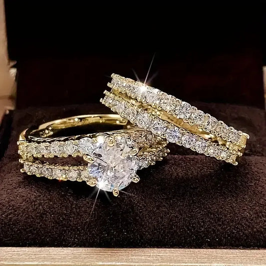 Eterna™ | Gold Radiance Ring Set