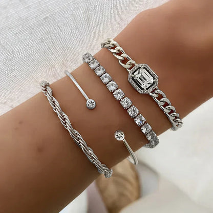 Domitia™ | Gold Calvina Bracelet Set